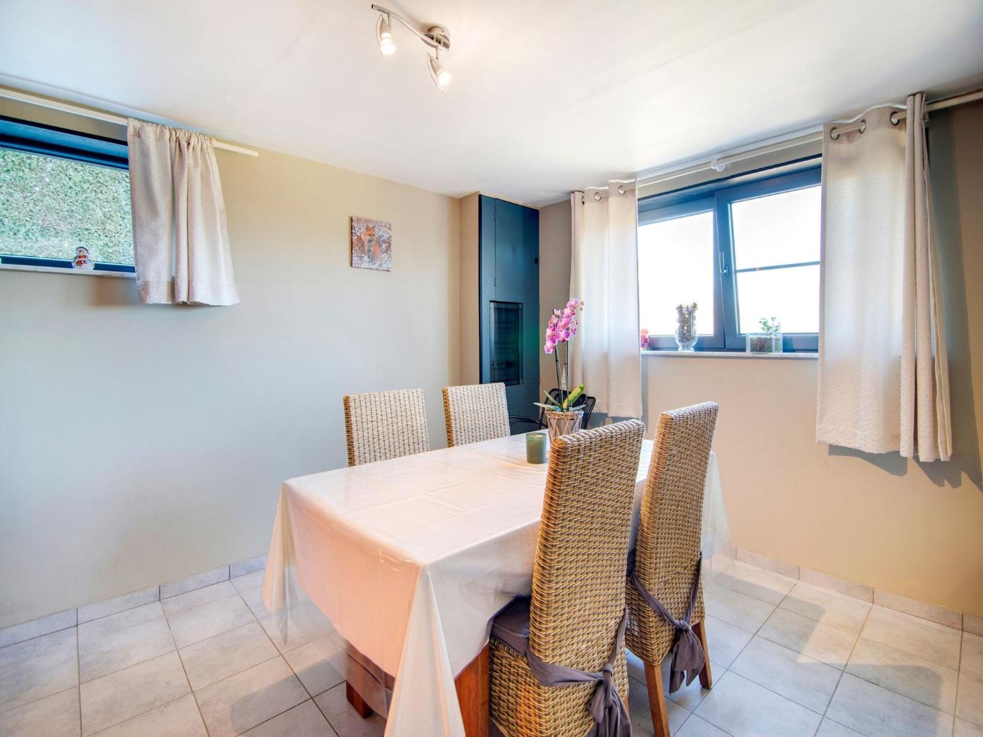 Sophisticated Holiday Home In Lierneux Near Forest 외부 사진
